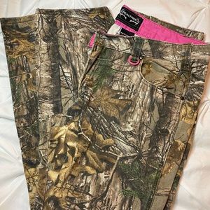 Real tree Women’s Camouflage Pants
